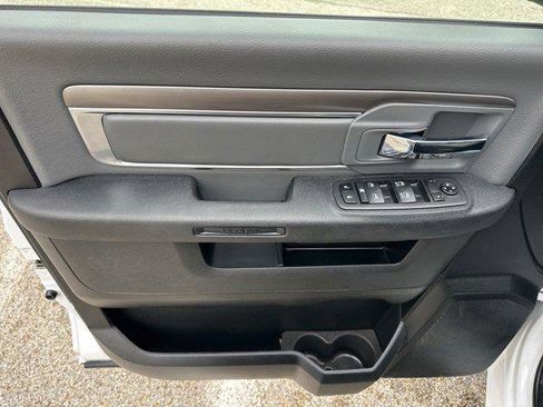 Certified 2023 RAM 1500 Classic SLT w/ Trailer & Traction Group image 27