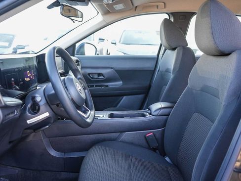 Used 2025 Nissan Kicks S FWD image 15