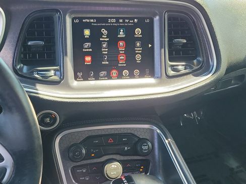 Used 2015 Dodge Challenger SXT Plus RWD image 8