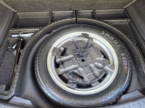 Used 2016 Ford Escape SE w/ Equipment Group 201A FWD image 36