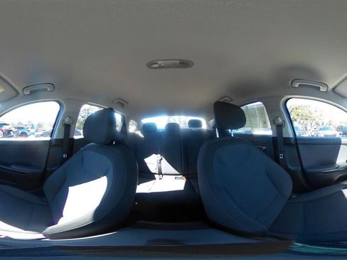 Used 2025 Kia K4 LXS FWD image 44