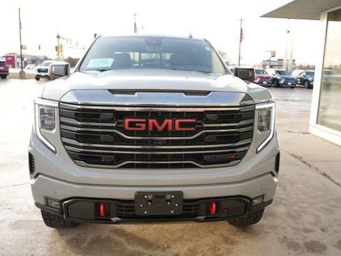 Used 2024 GMC Sierra 1500 AT4 w/ Technology Package image 27