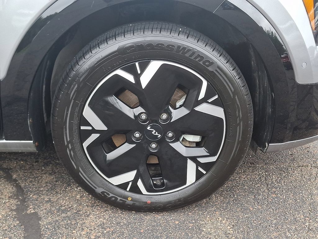 Used 2023 Kia Niro Wave w/ Wave Preserve Package FWD image 8