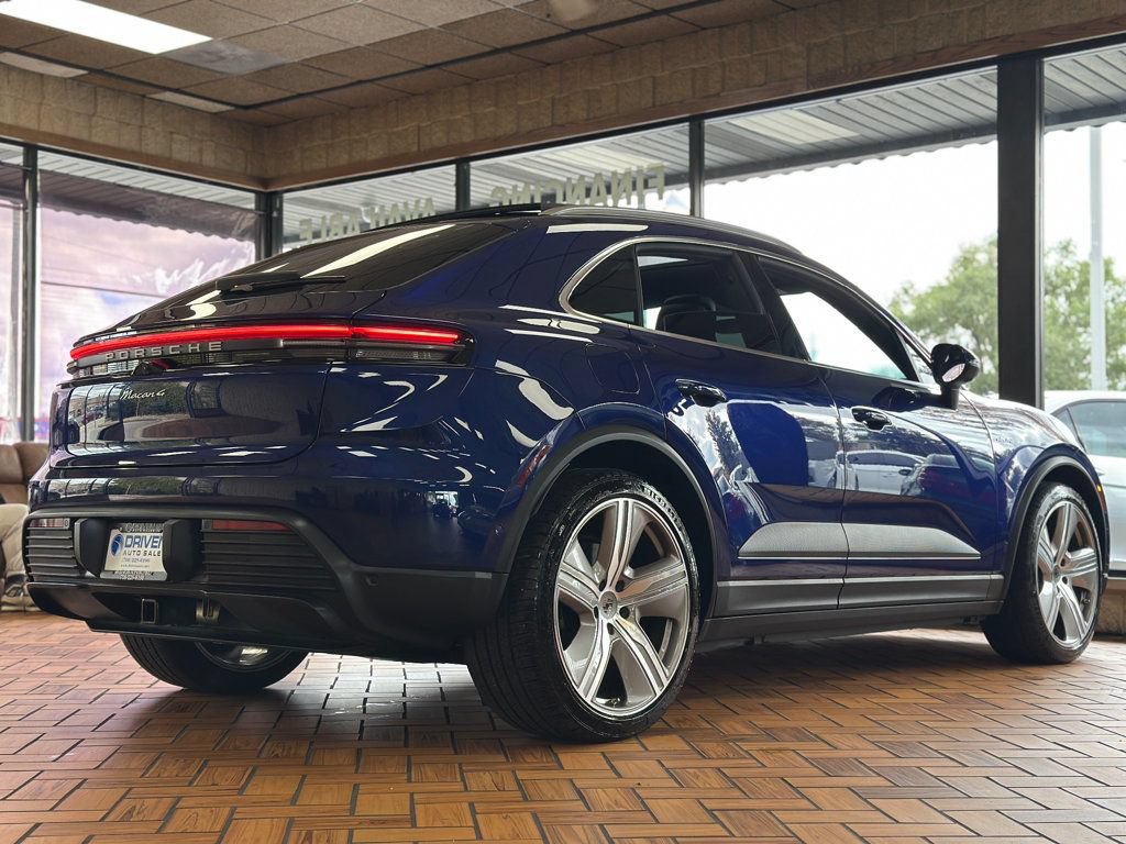 Used 2024 Porsche Macan 4 Electric w/ Premium Package AWD/4WD image 13
