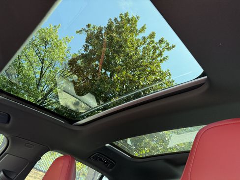 Used 2024 Porsche Panamera 4 AWD/4WD image 34
