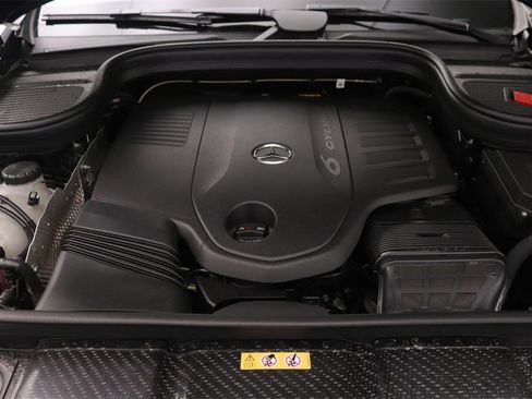 New 2026 Mercedes-Benz GLS 450 4MATIC image 11