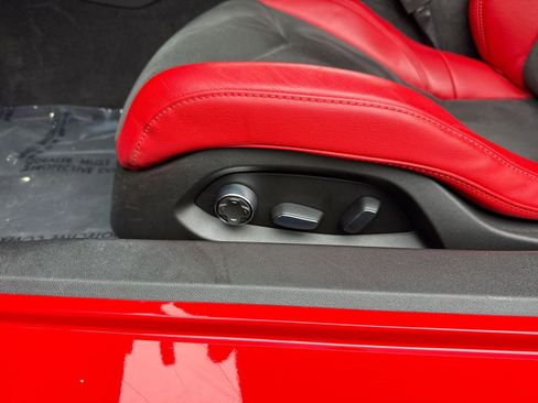 Used 2023 Chevrolet Corvette Stingray Premium Conv w/ Z51 Performance Package image 14