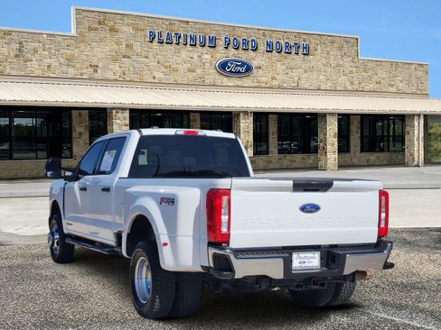 Used 2024 Ford F350 XLT w/ FX4 Off-Road Package image 4