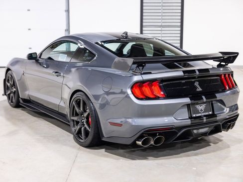Used 2022 Ford Mustang Shelby GT500 w/ Carbon Fiber Track Pack RWD image 7