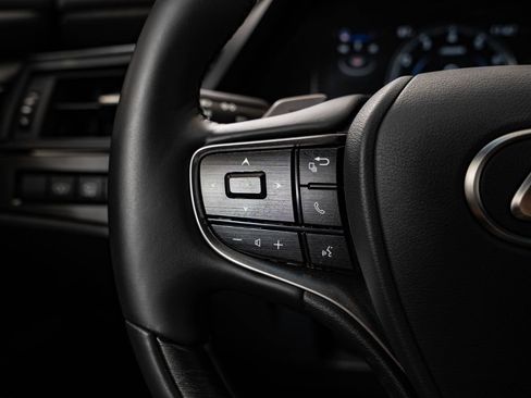 Certified 2025 Lexus ES 350 Ultra Luxury FWD image 28