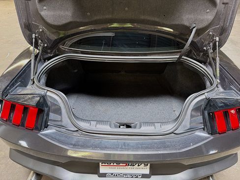 Used 2024 Ford Mustang GT RWD image 25