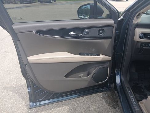Used 2022 Lincoln Nautilus Reserve FWD image 30
