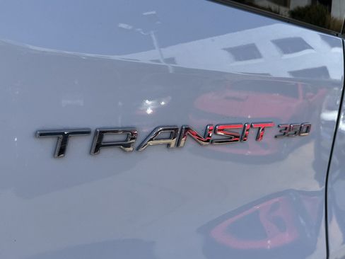 Used 2024 Ford Transit 350 XLT image 13