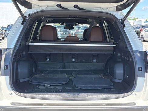 Used 2025 Subaru Forester Touring AWD/4WD image 22