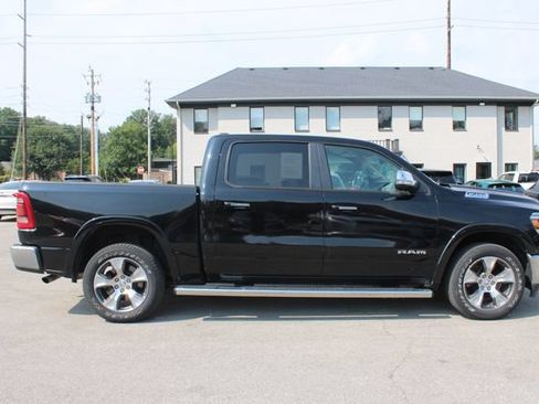 Used 2019 RAM 1500 Laramie AWD/4WD image 6