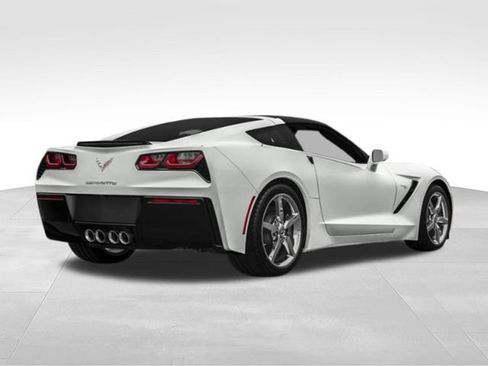 Used 2015 Chevrolet Corvette Stingray Coupe RWD image 5