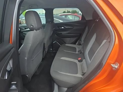 Used 2023 Chevrolet TrailBlazer LT w/ Convenience Package FWD image 7