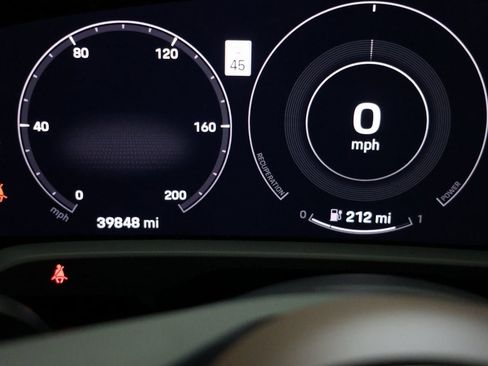 Used 2020 Porsche Taycan Turbo S AWD/4WD image 12