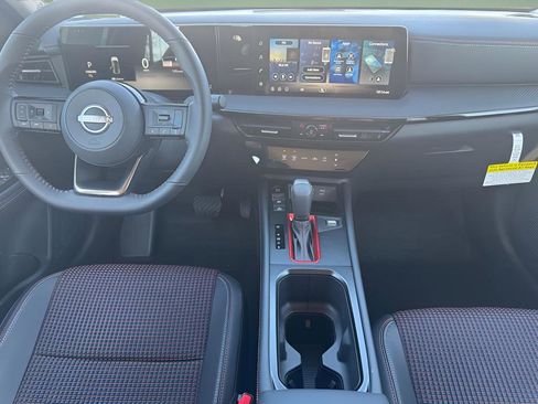 New 2026 Nissan Kicks SR FWD image 10