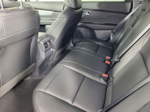 New 2025 Nissan Murano SL image 13