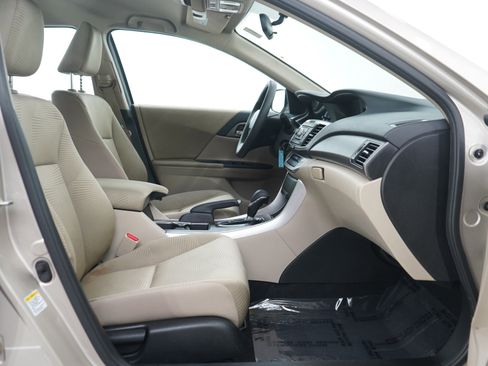 Used 2014 Honda Accord LX image 11
