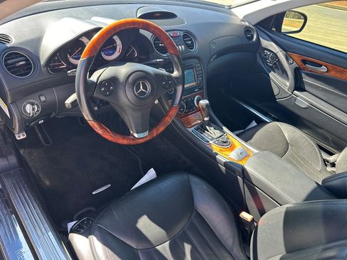 Used 2009 Mercedes-Benz SL 550 image 18