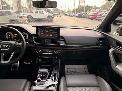 Used 2021 Audi SQ5 Prestige w/ Prestige Package AWD/4WD image 20