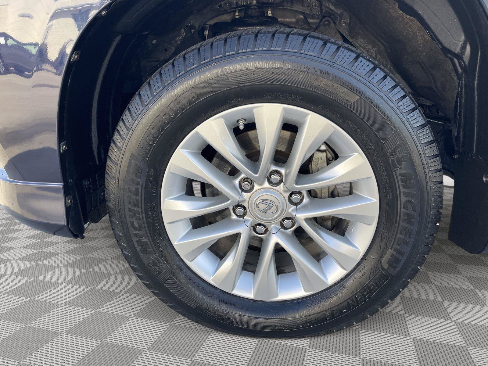 Used 2019 Lexus GX 460 Premium AWD/4WD image 23