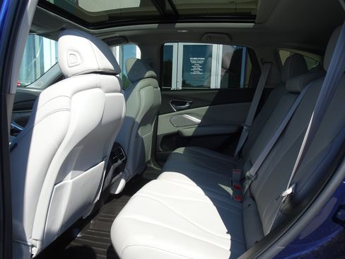 Used 2024 Acura RDX SH-AWD w/ Technology Package image 15