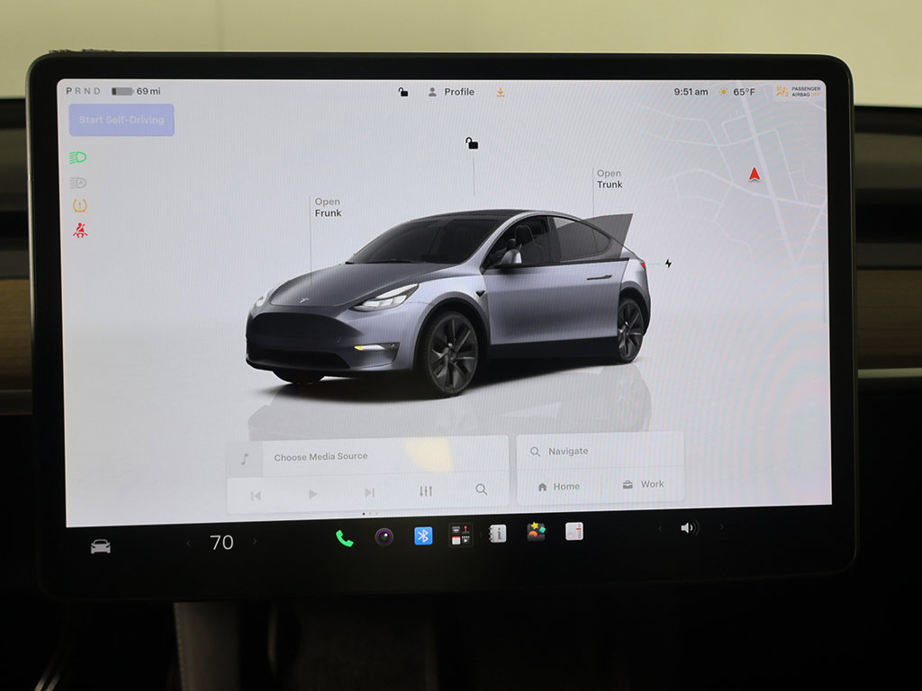 Used 2025 Tesla Model Y Long Range AWD/4WD image 39