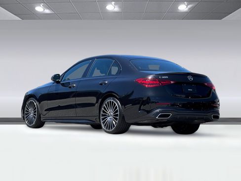 Used 2022 Mercedes-Benz C 300 Sedan image 3