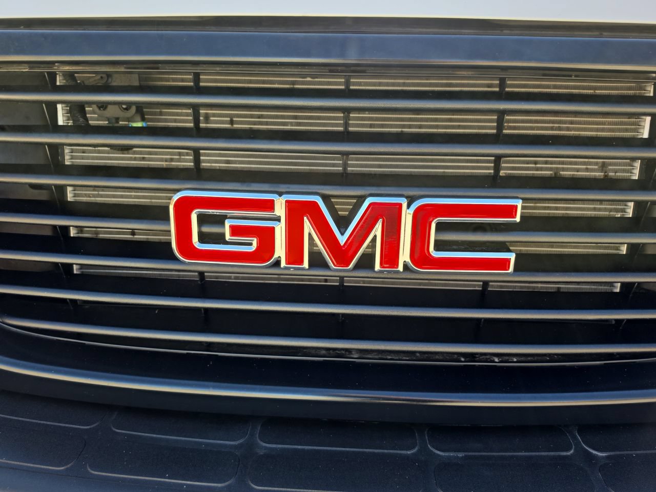 Used 2024 GMC Savana 2500 w/ Driver Convenience Package RWD image 28