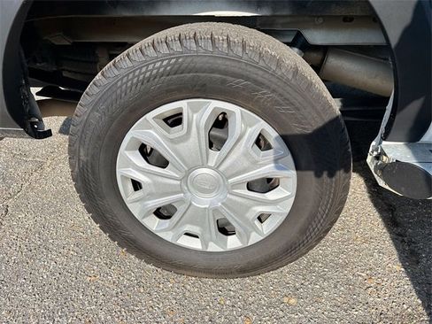 Used 2024 Ford Transit 250 Low Roof w/ Exterior Upgrade Package image 15