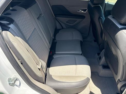 Used 2016 Buick Encore FWD image 18