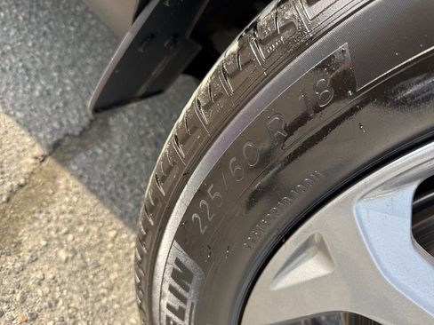 Used 2025 Ford Escape ST-Line image 30