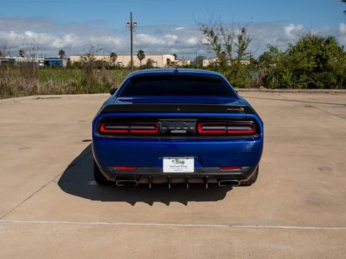 Used 2022 Dodge Challenger R/T Scat Pack image 2