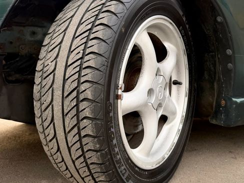 Used 1999 MAZDA MX-5 Miata RWD image 30