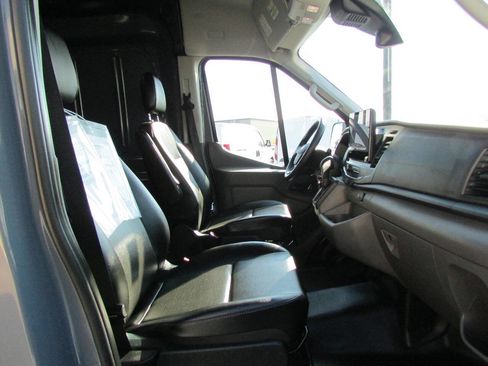 Used 2023 Ford Transit 150 Medium Roof image 15