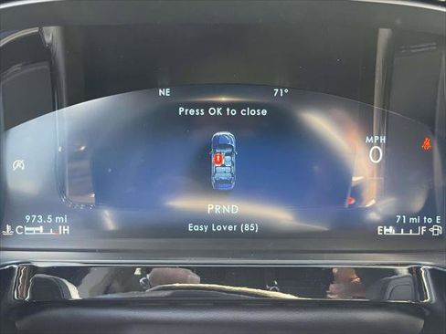 Used 2025 Lincoln Corsair AWD image 23