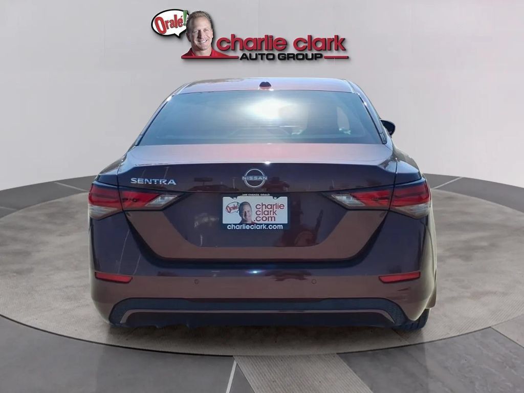 Used 2025 Nissan Sentra SV w/ All-Weather Package FWD image 4