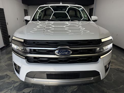 Used 2024 Ford Expedition Max Limited AWD/4WD image 7