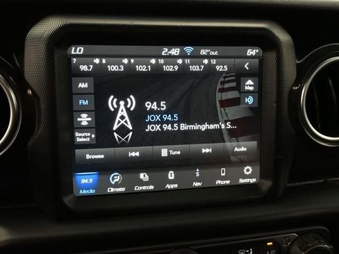 Used 2021 Jeep Wrangler Unlimited Sahara AWD/4WD image 10