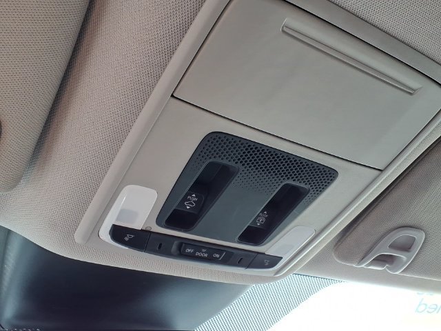 Certified 2024 Honda Pilot Touring image 20