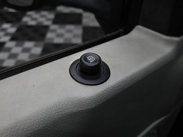 Used 2014 Ford E-350 and Econoline 350 Super Duty w/ Power Windows & Locks Group RWD image 27