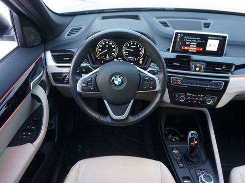 Used 2022 BMW X1 xDrive28i image 12