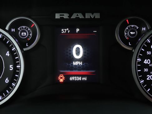 Used 2020 RAM 1500 Big Horn image 10