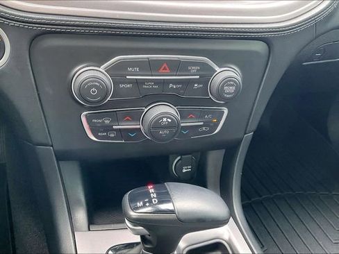 Used 2023 Dodge Charger R/T w/ Plus Group image 32