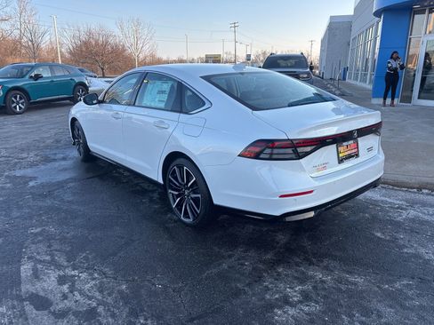 New 2026 Honda Accord Touring image 7