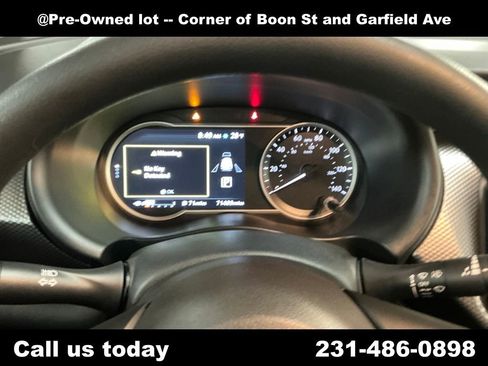 Used 2018 Nissan Kicks SV image 20