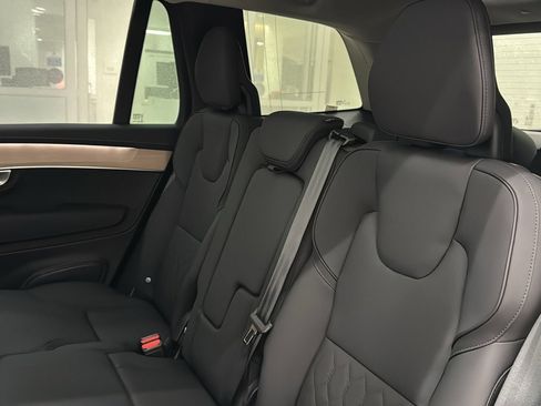 New 2026 Volvo XC90 T8 Plus w/ Protection Package Premier image 26